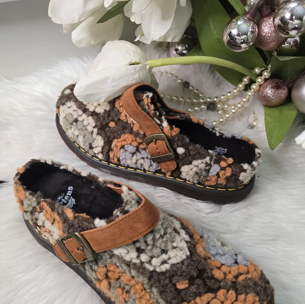 Dr. Martens Isham Crochet Wool Suede Mules men's Shoes Size11 New